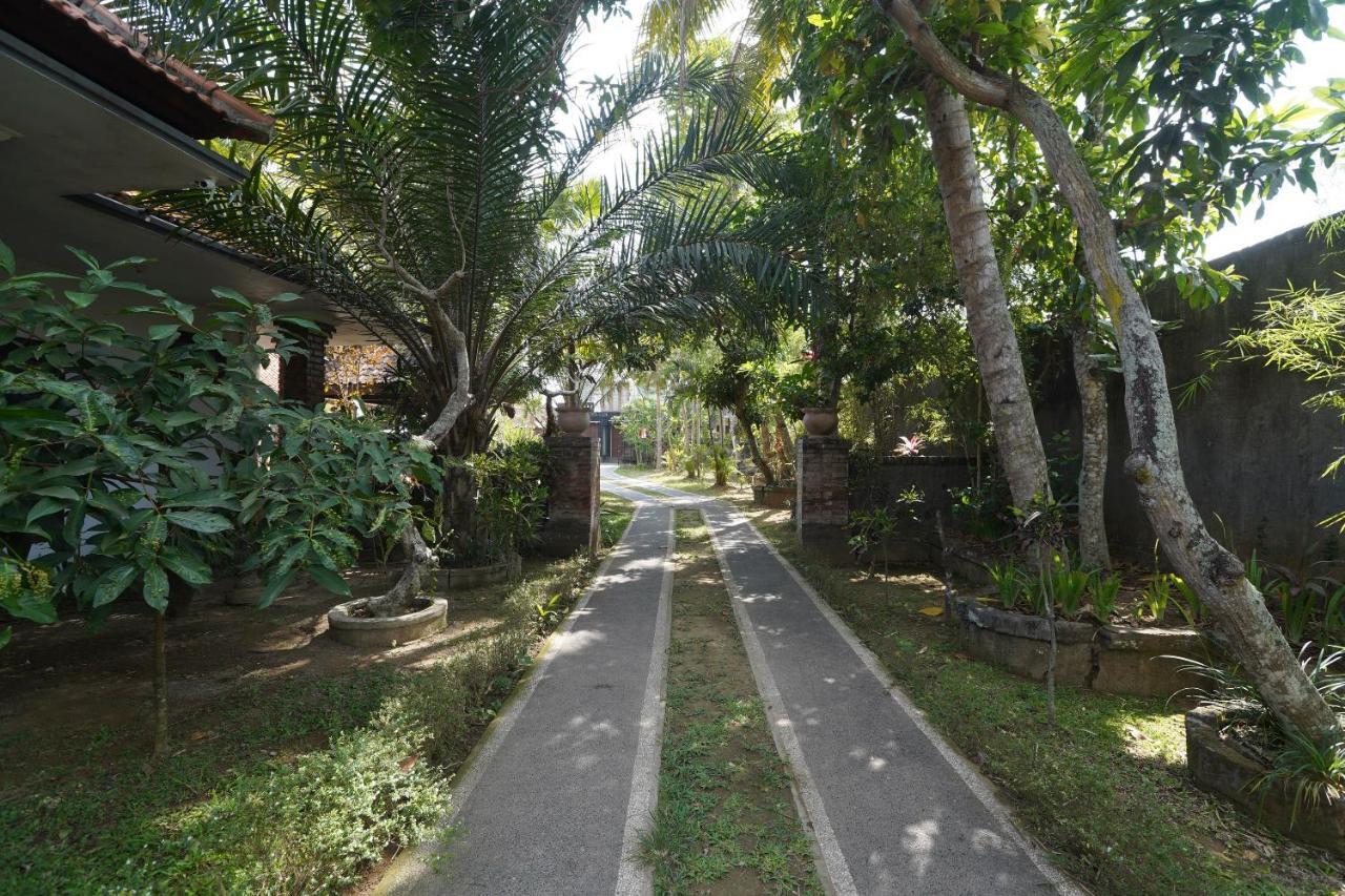 Oyo 1840 Kubu Ubud Hotel Kültér fotó