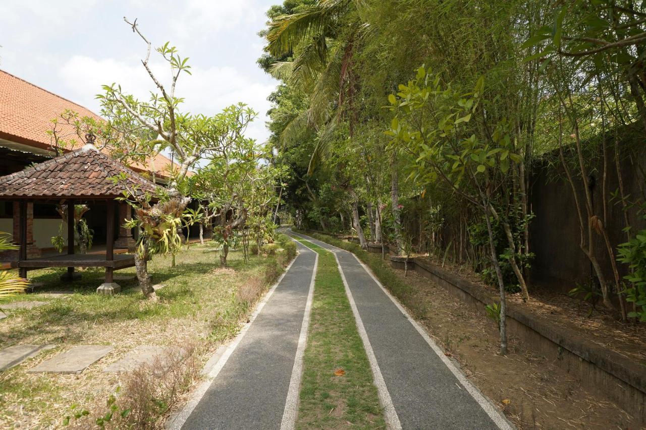 Oyo 1840 Kubu Ubud Hotel Kültér fotó