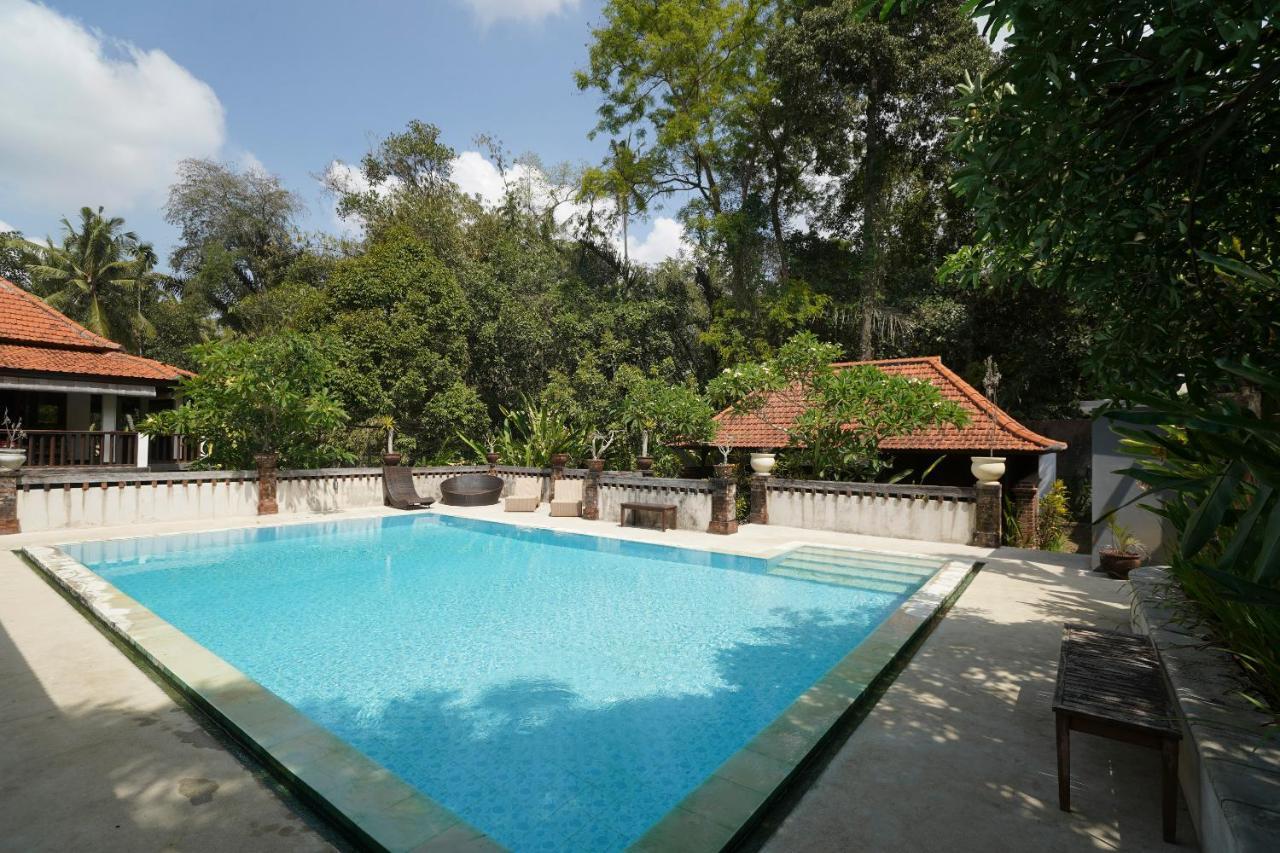Oyo 1840 Kubu Ubud Hotel Kültér fotó